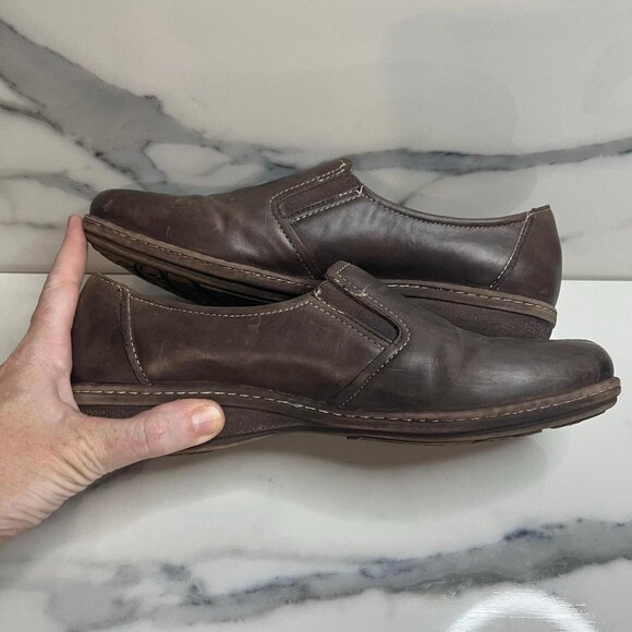 Naturalizer Women's Brown Loafers - Picture 6 of 8